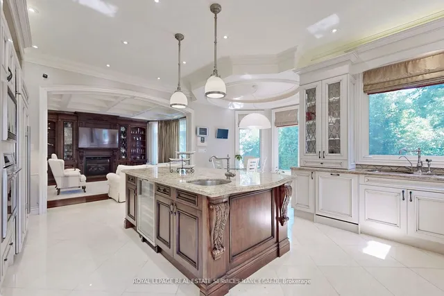 Additional image 16 of 63 Rollscourt Dr