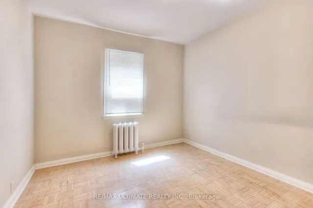 Additional image 9 of 1652 Dufferin St