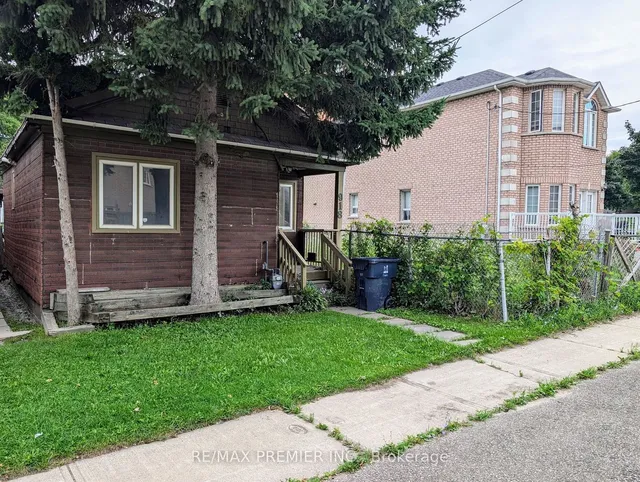 Additional image 2 of 918 Keele St