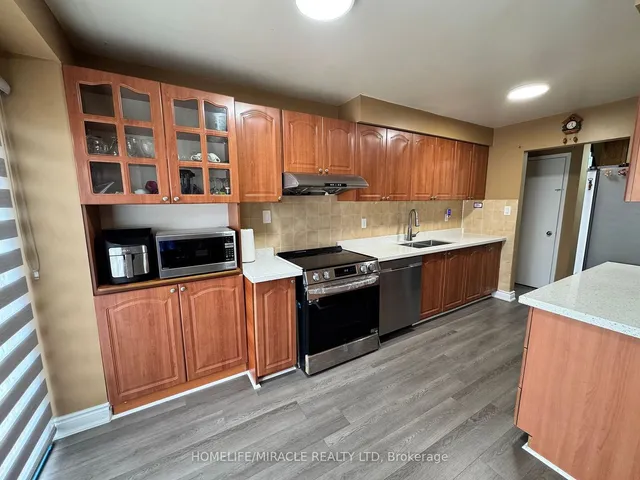 Additional image 18 of 131 Plumrose Ptwy