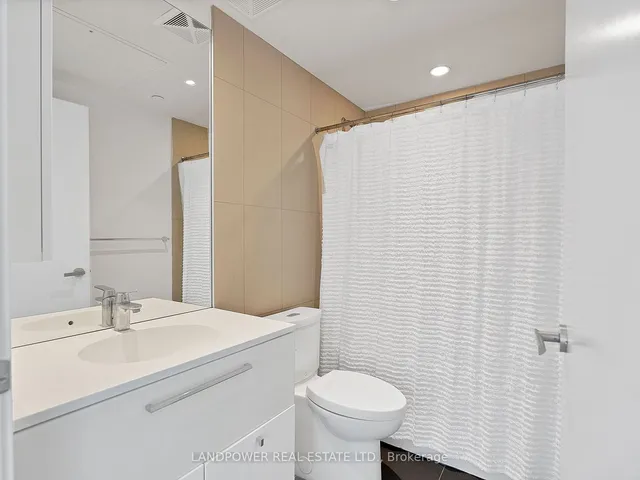 Additional image 31 of 15 Grenville St Unit 2609