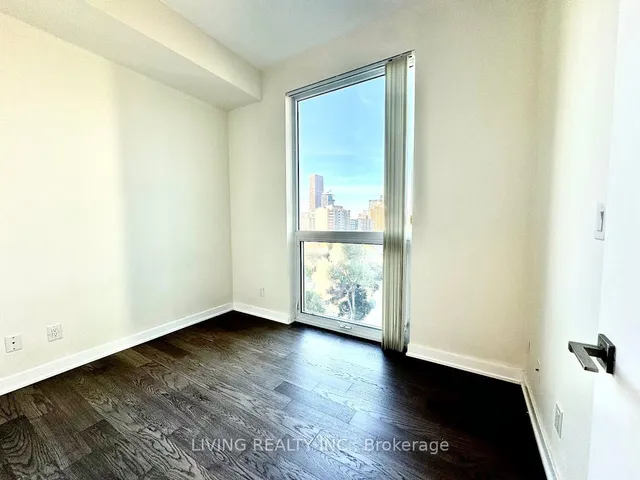 Additional image 13 of 17 Dundonald St Unit 701