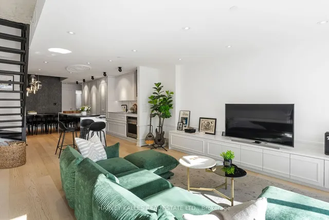 205 Manning Ave Unit 104