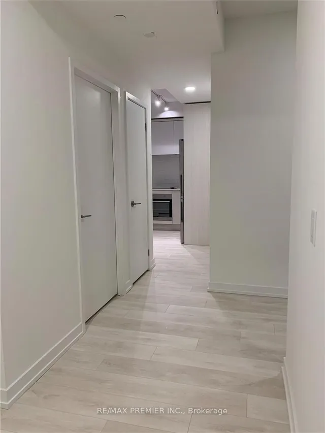 Additional image 22 of 225 Sumach St Unit 912