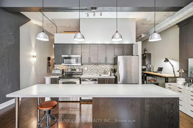 Additional image 6 of 365 Dundas St Unit 111