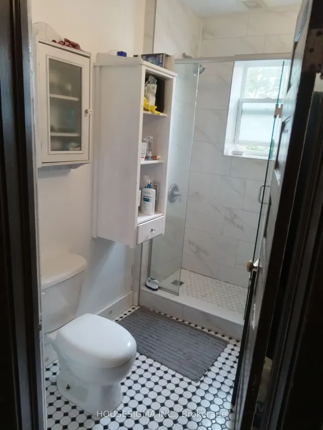 Additional image 19 of 256 Woodbine Ave