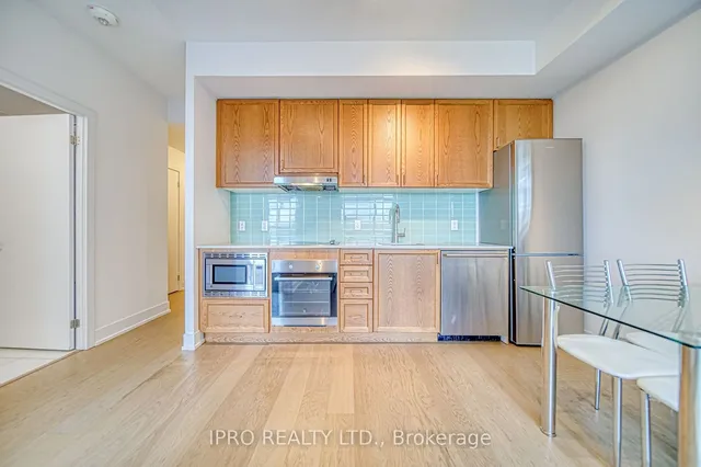 Additional image 10 of 7 Kenaston Gdns Unit 701