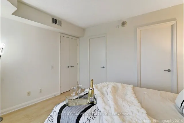 Additional image 18 of 155 Yorkville Ave Unit 1918