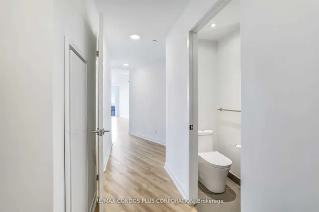 Additional image 10 of 135 East Liberty St Unit 1402