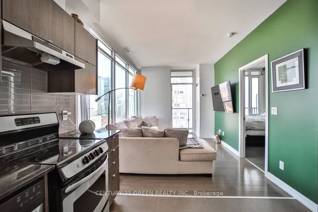 Additional image 4 of 170 Fort York Blvd Unit 2404