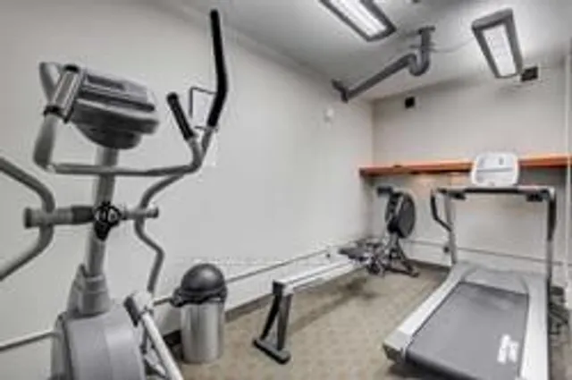 Additional image 10 of 720 Spadina Ave Unit 706