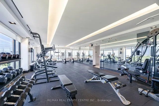 Additional image 28 of 3018 Yonge St Unit 214