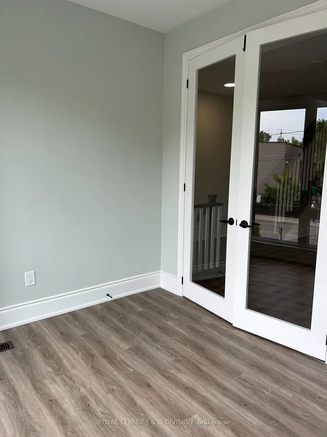 Additional image 7 of 19 Lambton Ave