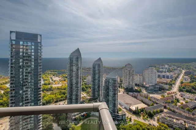 Additional image 2 of 36 Park Lawn Rd Unit 4102