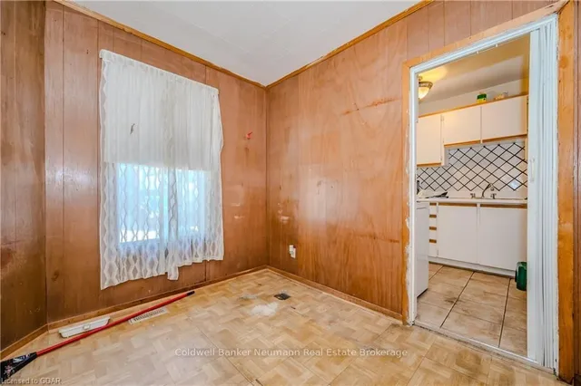 Additional image 19 of 25 BLANDFORD St