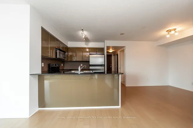 Additional image 23 of 16 Yonge St Unit 1109