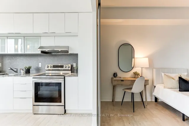 Additional image 17 of 110 Charles St Unit 3106