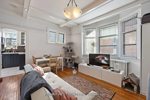 Additional image 25 of 76 Rosemount Ave