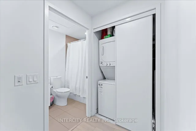 Additional image 13 of 33 Helendale Ave Unit 1908