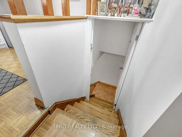 Additional image 17 of 22 Holmesdale Cres