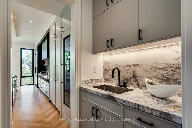 Additional image 14 of 217 Richview Ave