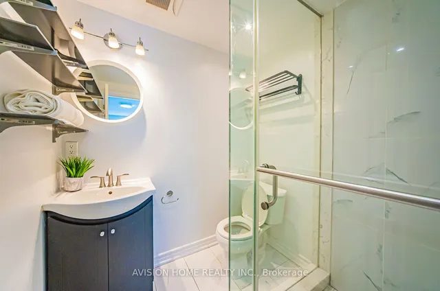 Additional image 20 of 48 Kenhatch Blvd