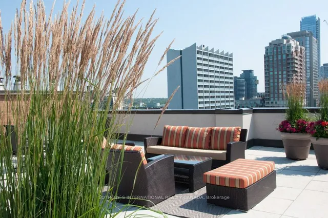 Additional image 38 of 55 Prince Arthur Ave Unit 805