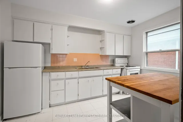 Additional image 12 of 247-249 High Park Ave