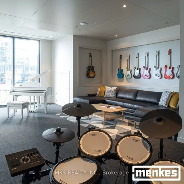 Additional image 38 of 55 Cooper St Unit 6311