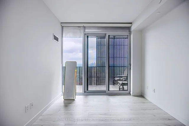 Additional image 16 of 8 Eglinton Ave Unit 2705