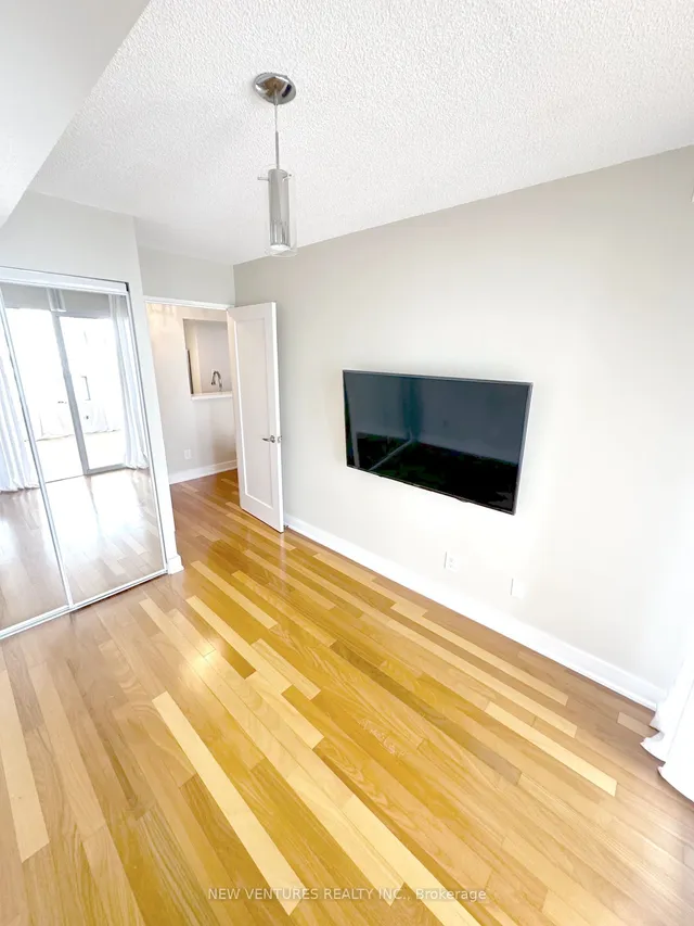 Additional image 14 of 88 Corporate Dr Unit 2203