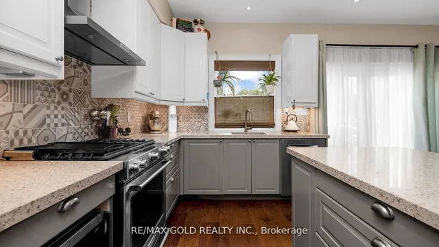 Additional image 13 of 73 Eleventh St