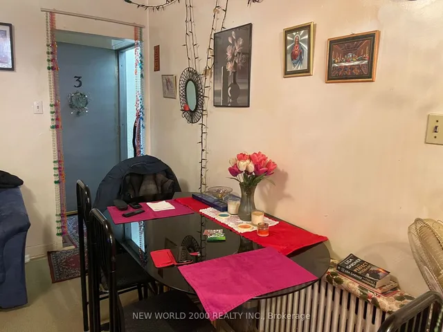 Additional image 35 of 2011 Eglinton Ave