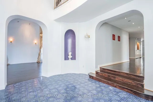 Additional image 11 of 395 Markland Dr