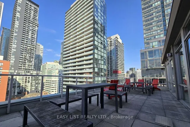 Additional image 27 of 36 Charlotte St Unit 501