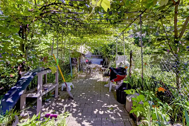 Additional image 34 of 10 Burnfield Ave