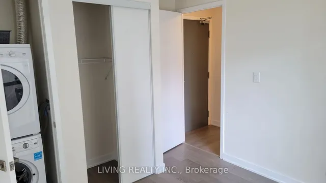 Additional image 12 of 17 Dundonald St Unit 701