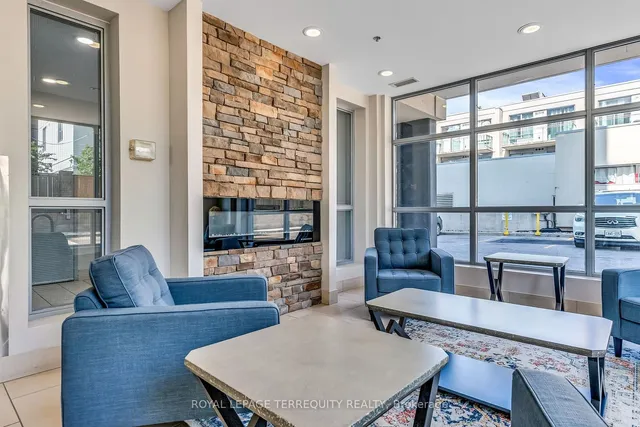 Additional image 3 of 2464 Weston Rd Unit 1014