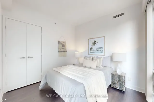 Additional image 13 of 15 Grenville St Unit 1410