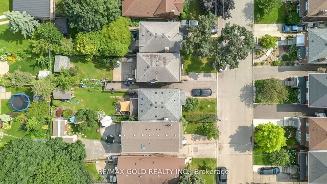 Additional image 38 of 73 Eleventh St