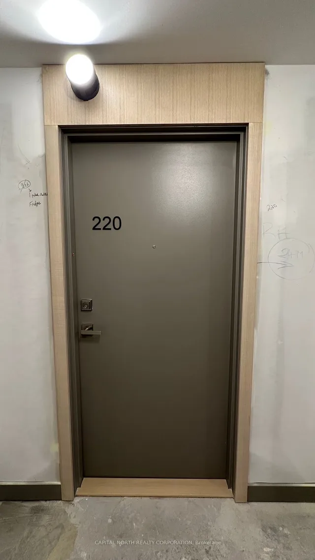 Additional image 3 of 188 Fairview Mall Dr Unit 220