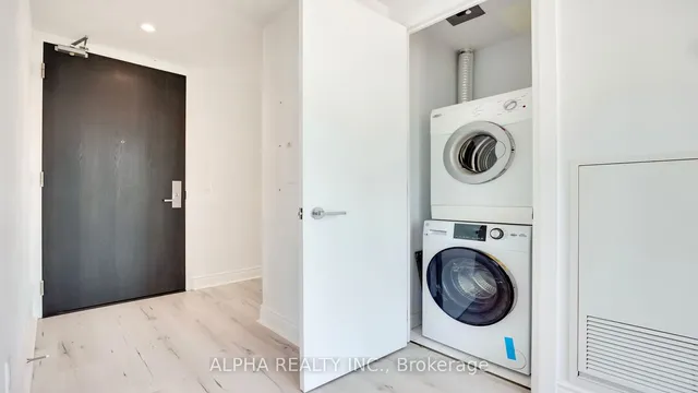 Additional image 12 of 224 King St Unit 2506