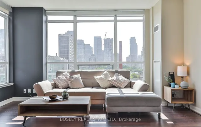Additional image 3 of 500 Sherbourne St Unit 809