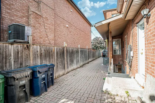 Additional image 28 of 57 Shanly St