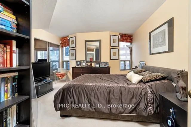 Additional image 10 of 160 Frederick St Unit 906