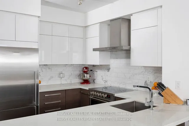 Additional image 11 of 168 King St Unit 1505