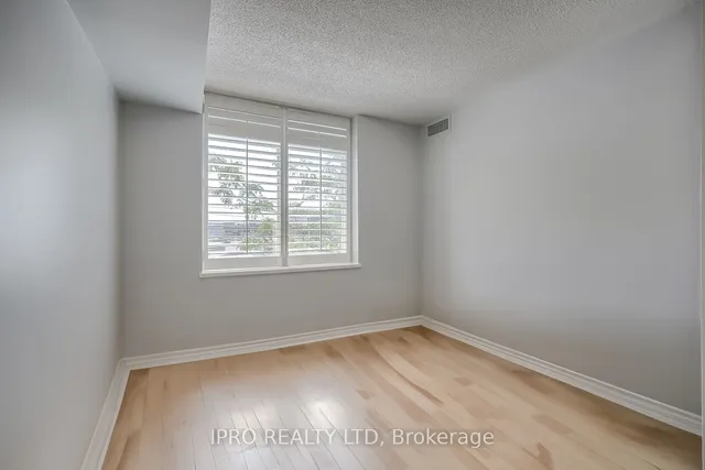 Additional image 28 of 70 Mill St Unit 410