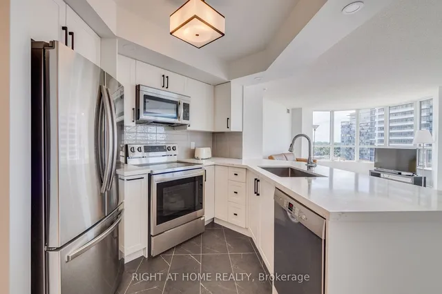 Additional image 12 of 5 Northtown Way Unit 702