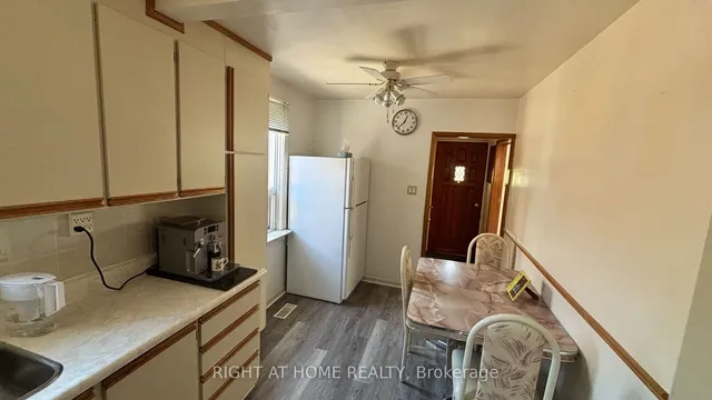 Additional image 15 of 524 Glen Park Ave