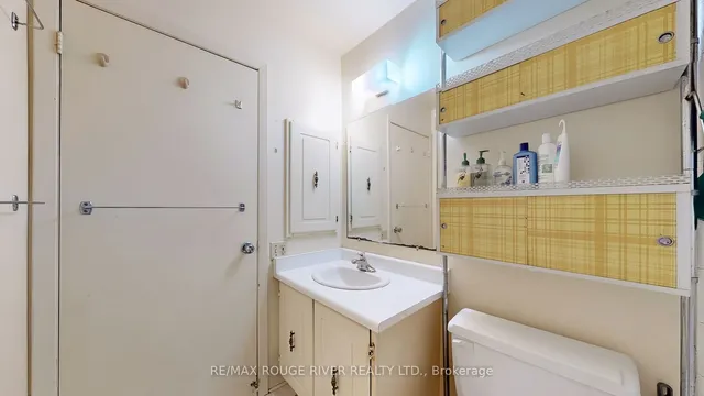 Additional image 23 of 70 Cass Ave Unit 117